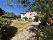 Appartement à CLUSSAIS-LA-POMMERAIE