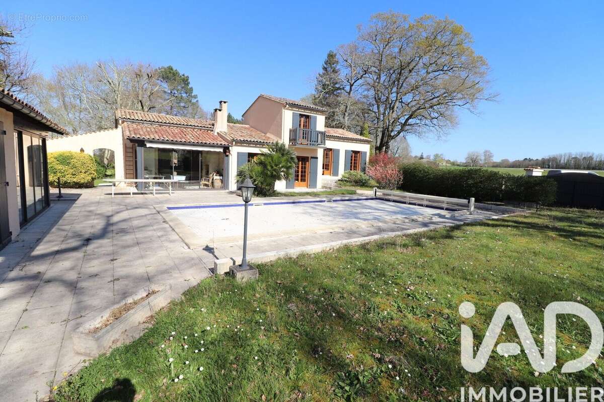 Photo 2 - Maison à CLERAC