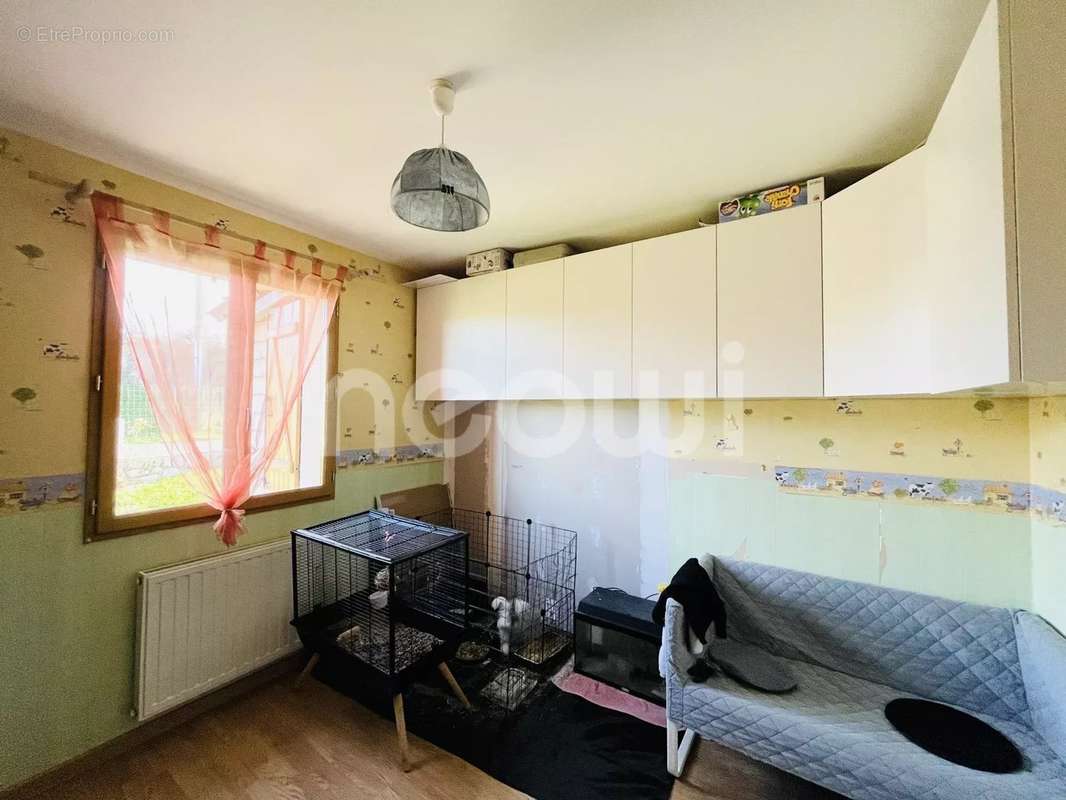 Maison à SAINT-AGOULIN