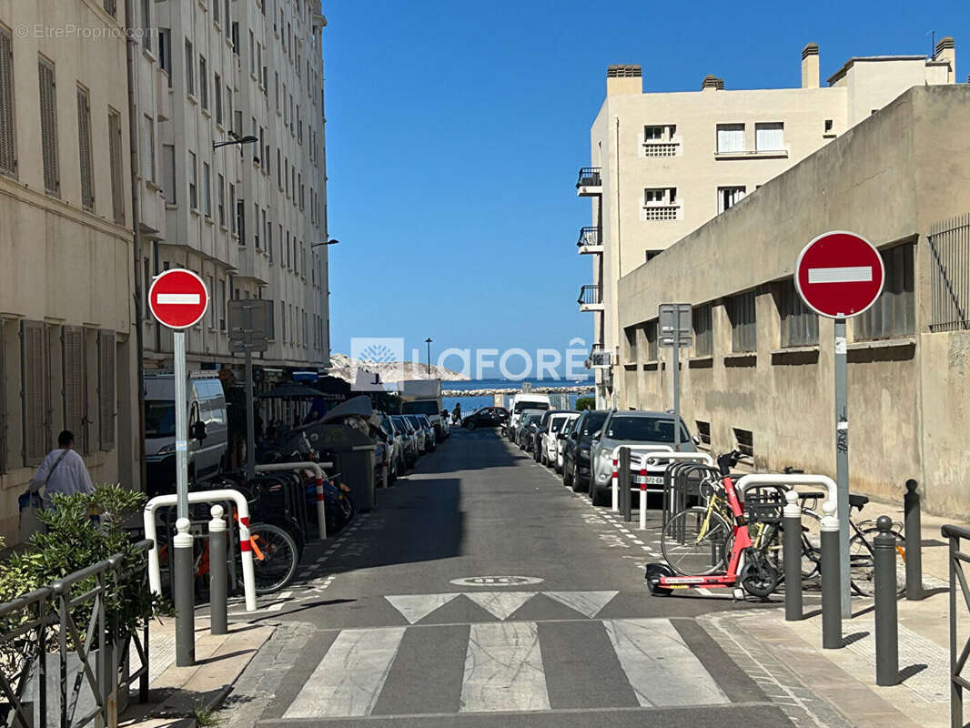 Appartement à MARSEILLE-7E