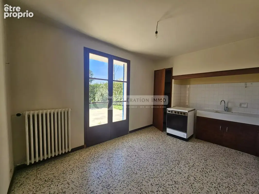 RAPHÈLE LES ARLES - Maison familiale de 226 m2 A - photo 5