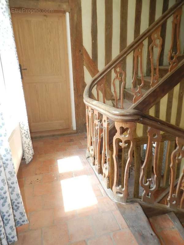 Maison à SAINT-PIERRE-SUR-DIVES