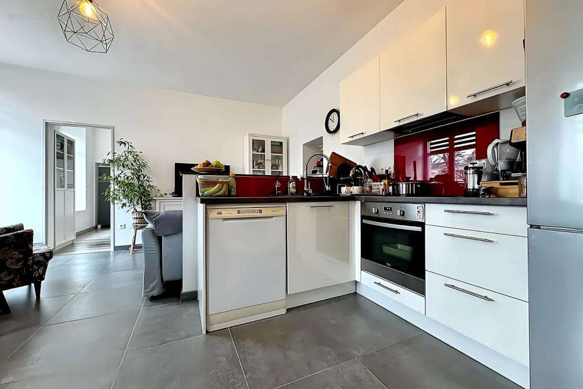 Appartement RDC 3 pièces 63 m2, terrasse 50 m2 - photo 4