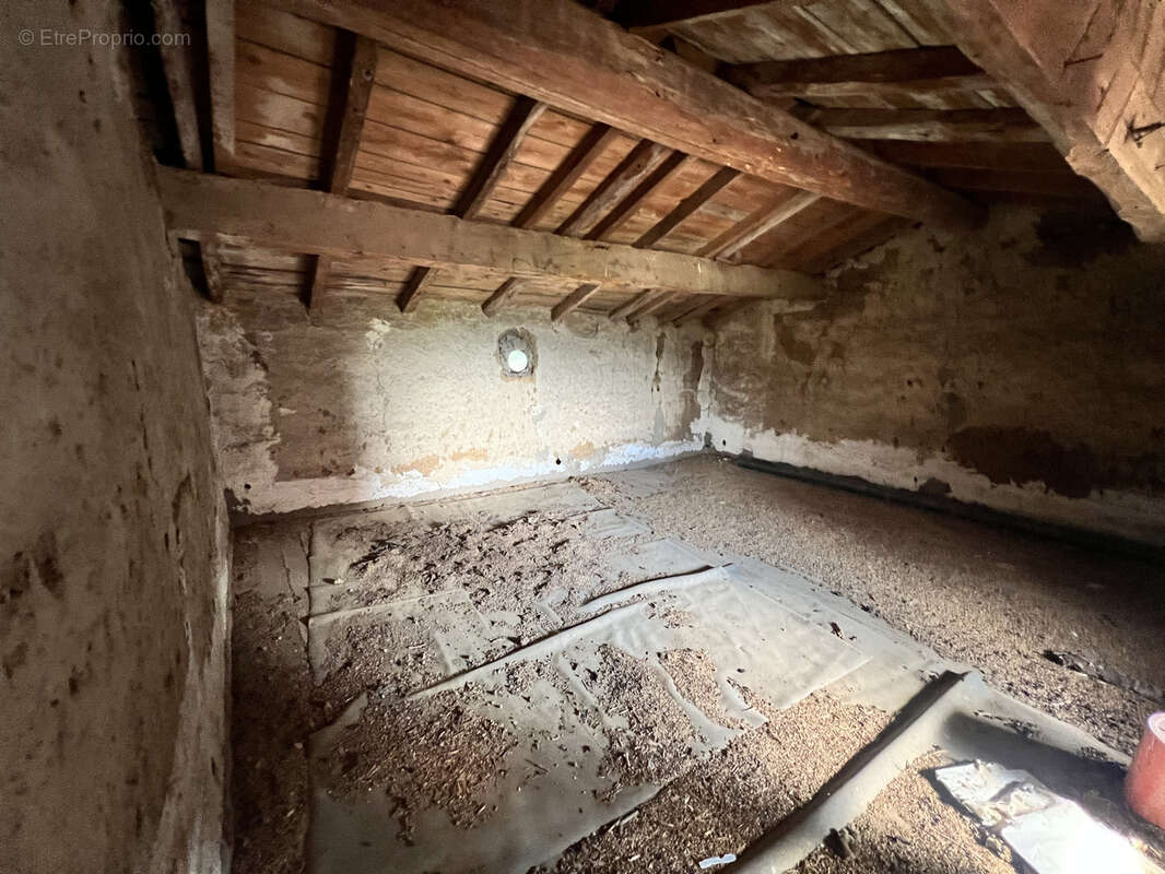 Maison à PONTCHARRA-SUR-TURDINE