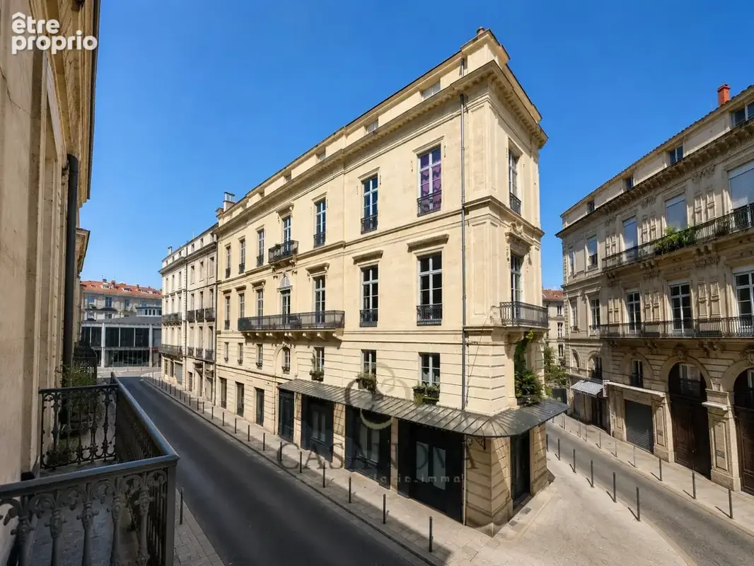 Appartement 3 pièces de caractère de 68 m² avec balcon au cur de l'Écusson à Montpellier - photo 9