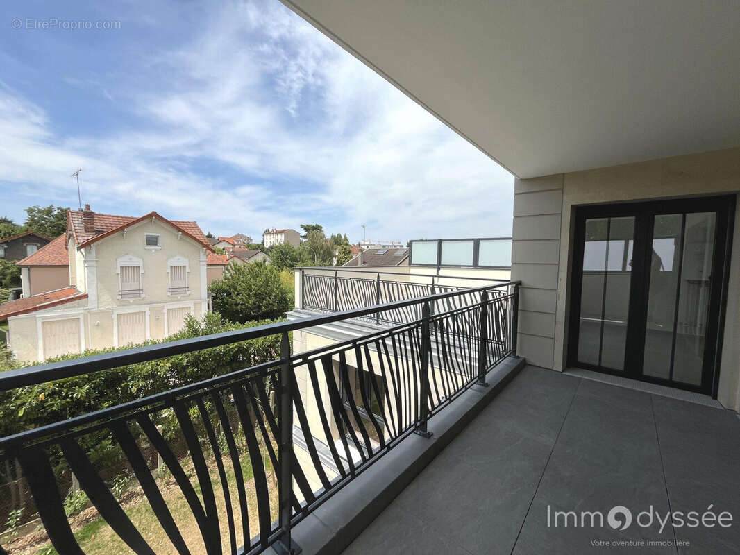 Appartement à LE PERREUX-SUR-MARNE