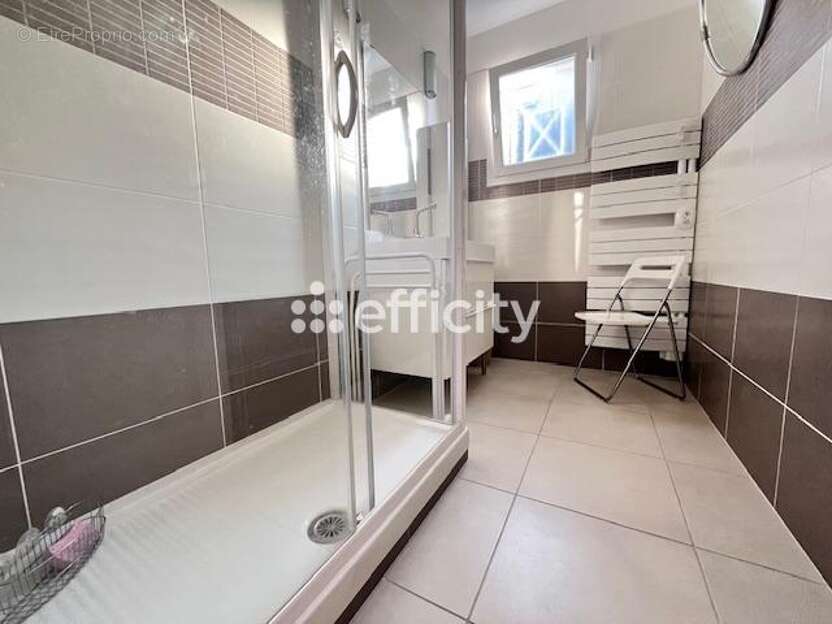 Maison à MESCHERS-SUR-GIRONDE