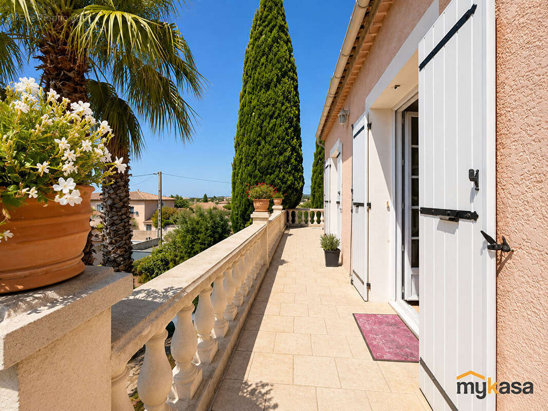 Maison Martigues  6 pièce(s) 218m2 - photo 4
