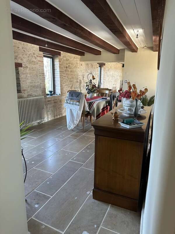 Maison à MONCLAR-DE-QUERCY