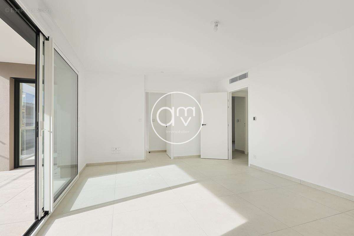 Appartement à HYERES