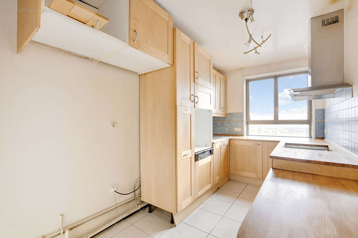 Appartement à PARIS-19E