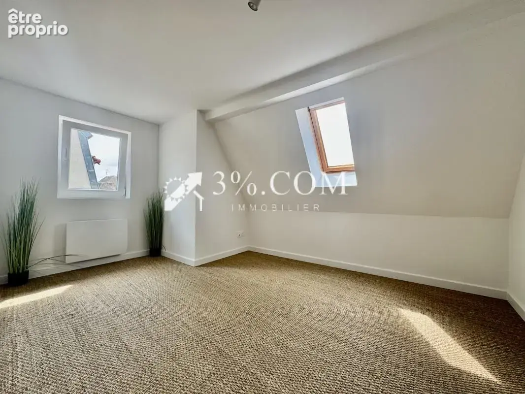 3%COM Très beau F3 entièrement refait à neuf - photo 9