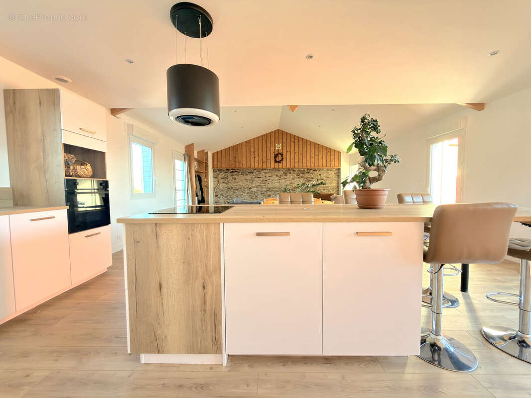 Maison à LE LOROUX-BOTTEREAU