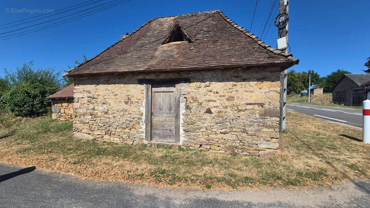 Ancienne grange de caractère rénovée avec gîte indépendant   276 m2   Entre Limoges et Brive-la-Gaillarde - photo 7