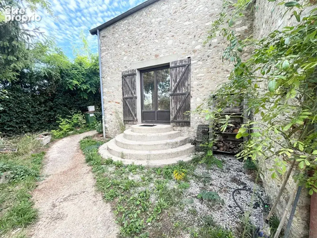 Appartement  Saint Germain de la Grange 3 pièce(s) 75 m2 - photo 9