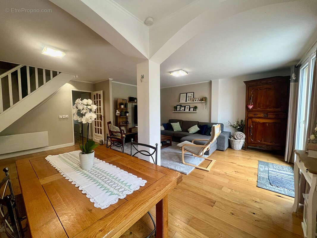 Maison à BRIE-COMTE-ROBERT