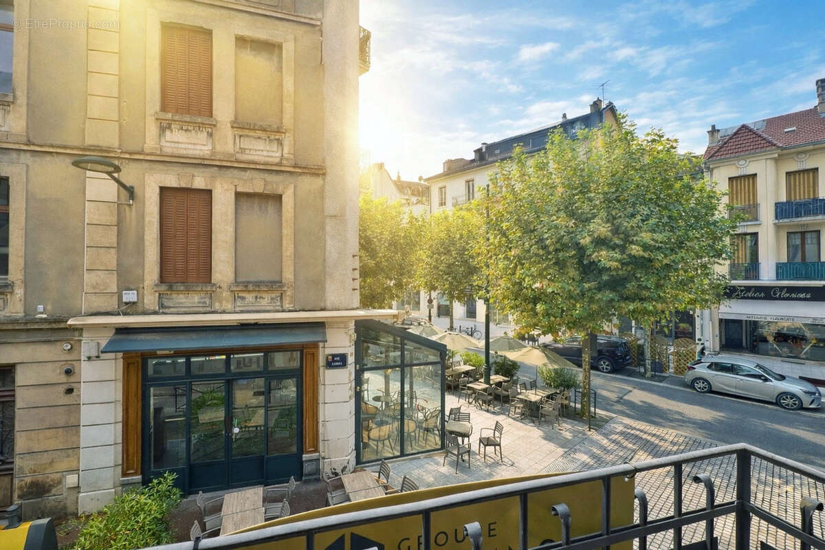Appartement à AIX-LES-BAINS