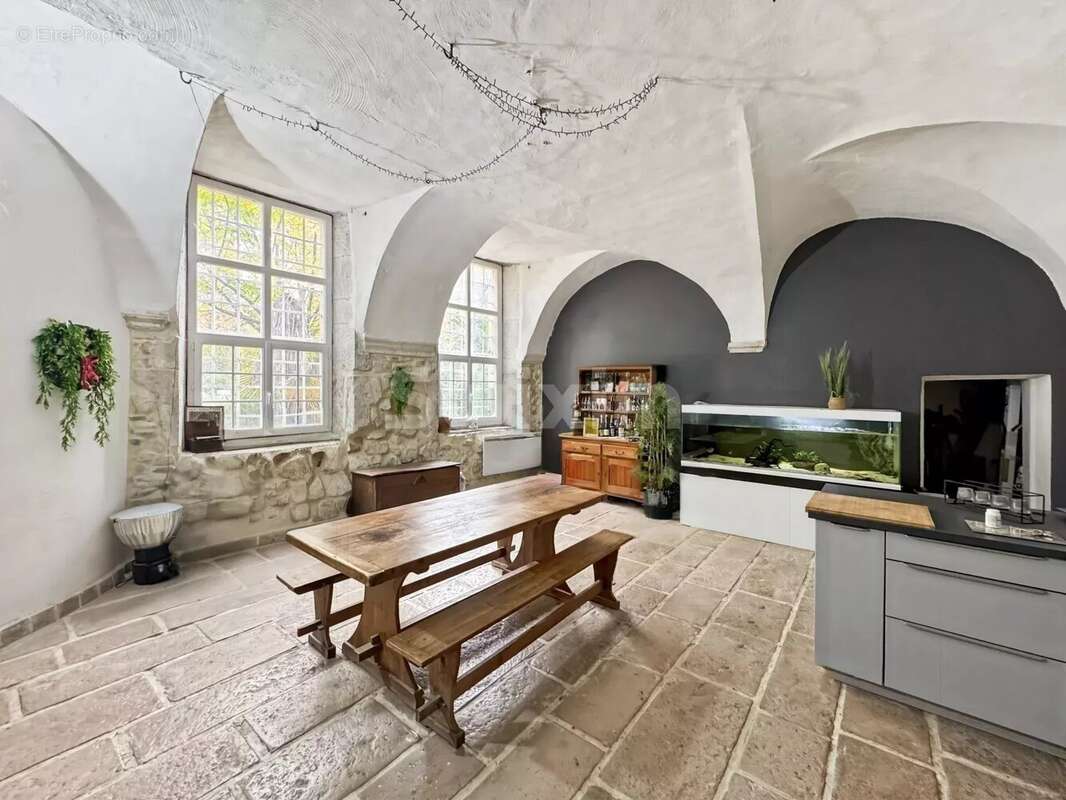 Appartement à LA BEGUDE-DE-MAZENC