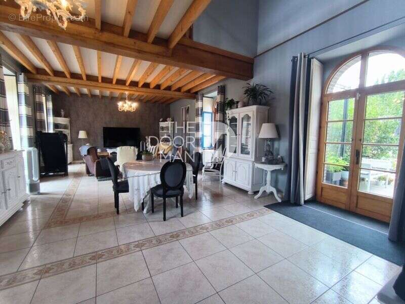 Maison à SAINT-CENERE