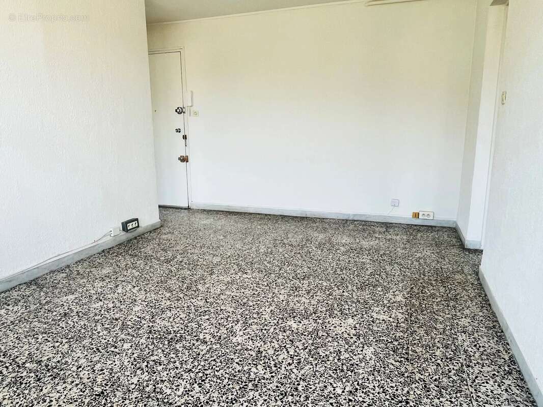 Appartement à MARSEILLE-9E