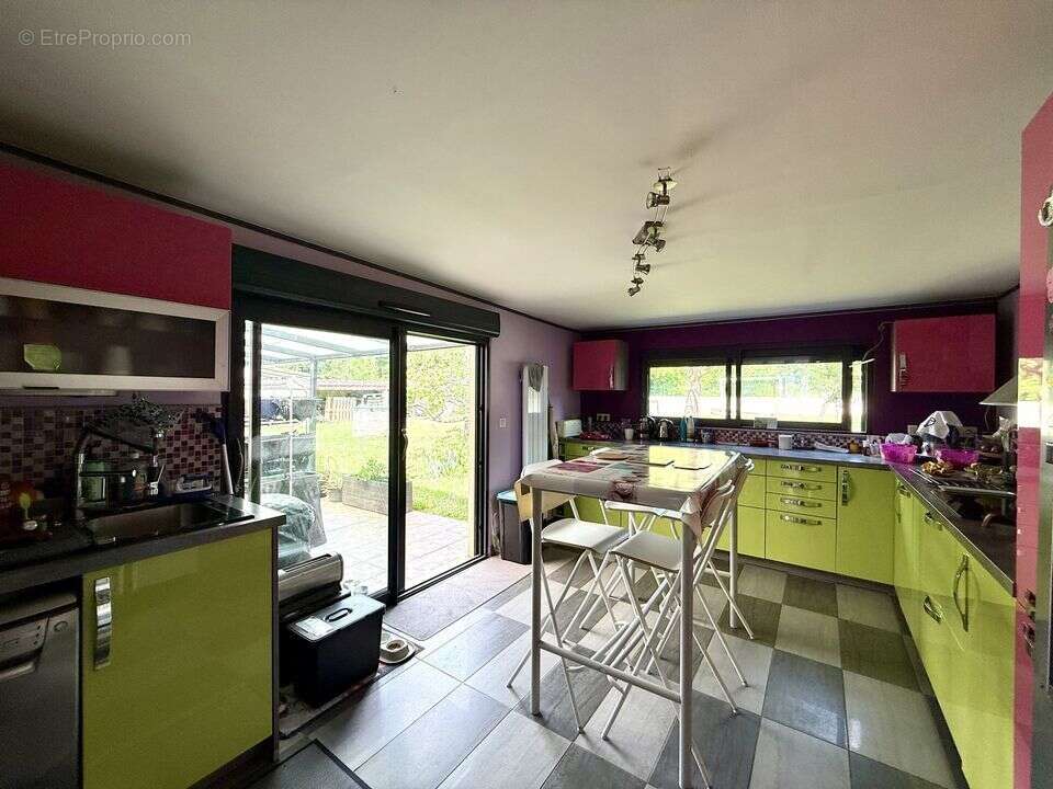 Maison familiale spacieuse - Marolles-sur-Seine (77) - photo 5