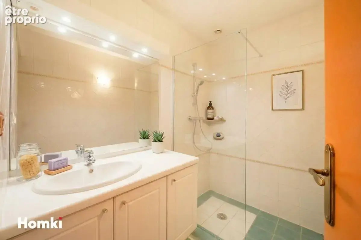 Maison/Villa T7 de 187 m² à Donzère 26290 - photo 13
