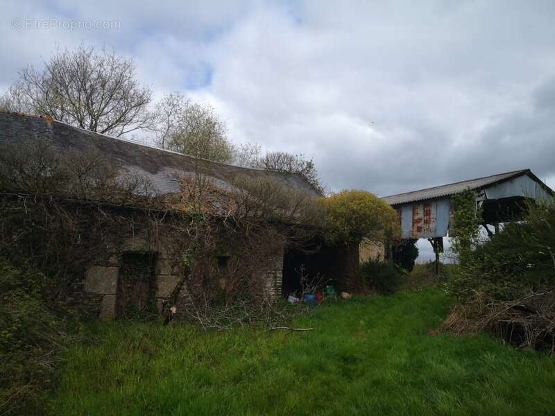 Maison à CORLAY