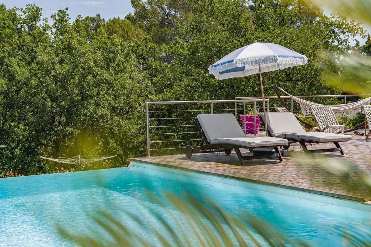 Villa d’exception à Tourrettes avec vue spectaculaire - photo 41