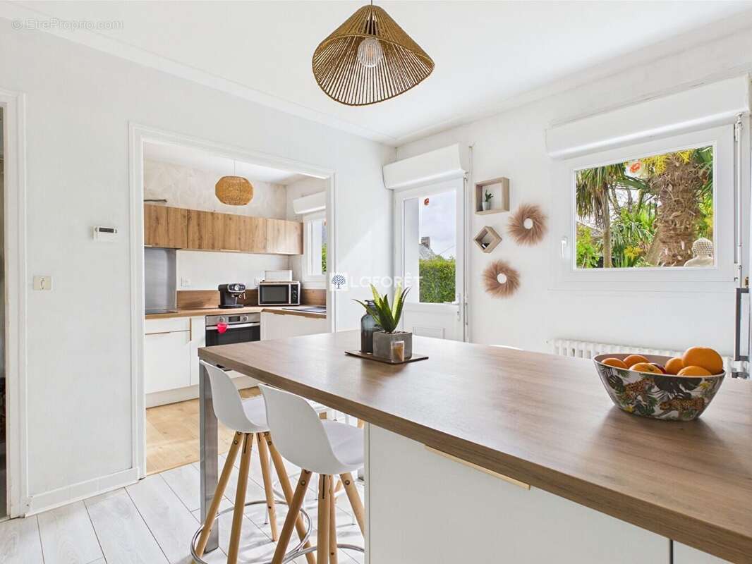 Maison à PLONEOUR-LANVERN