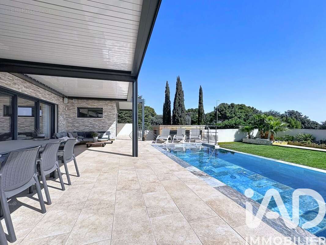 Photo 2 - Maison à ISTRES