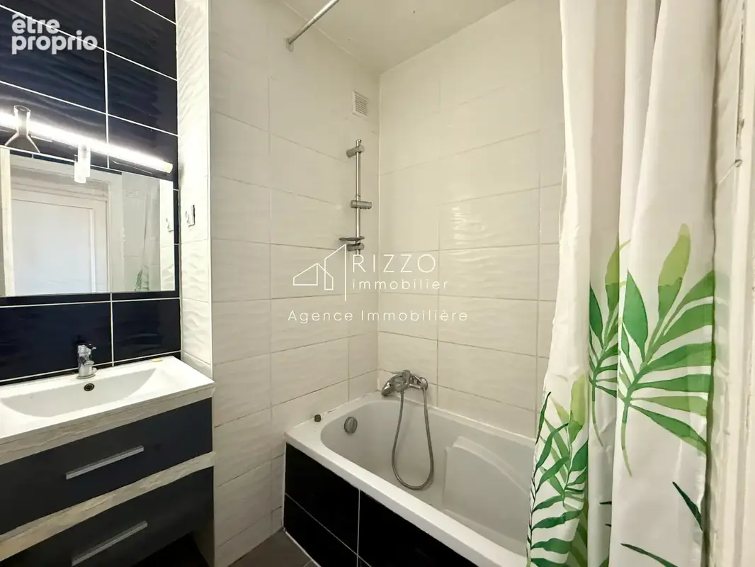Idéal investisseur ou premier achat : Appartement F3 traversant avec balcon et loggia à Ambilly - photo 7