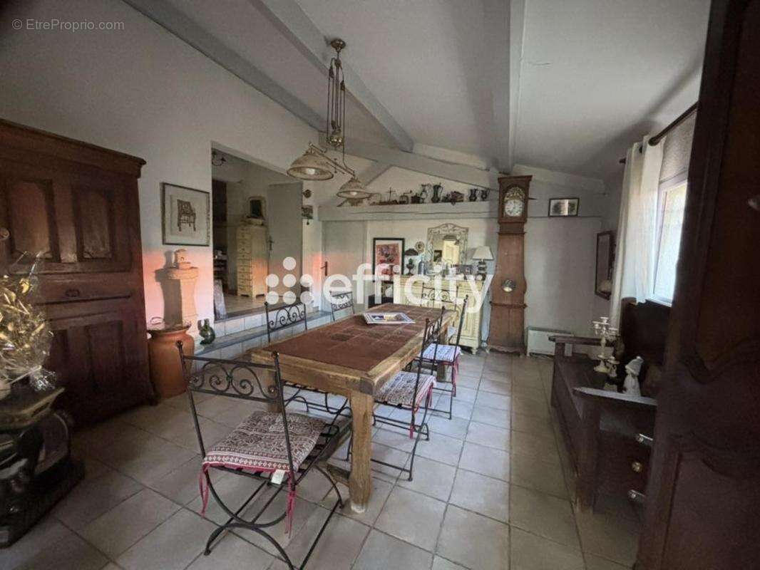 Maison à BEZIERS