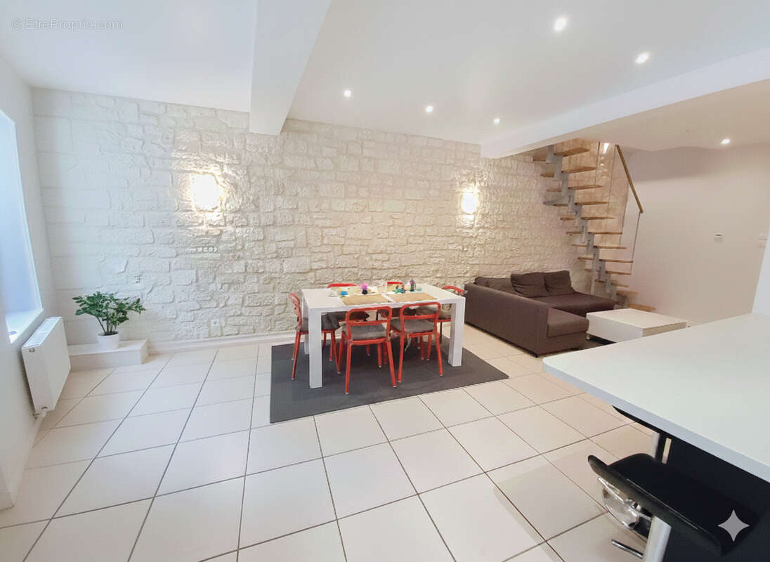 Appartement à VOURLES