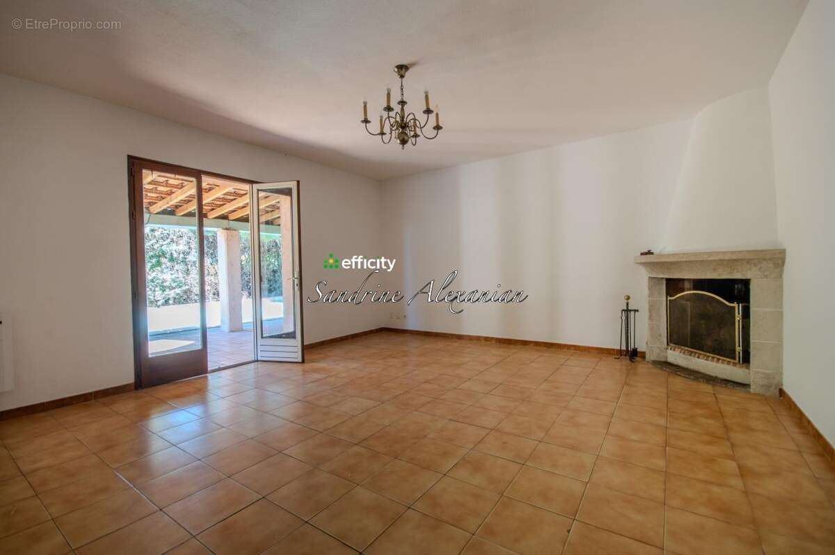 Maison 80 m² à Vidauban  - photo 4