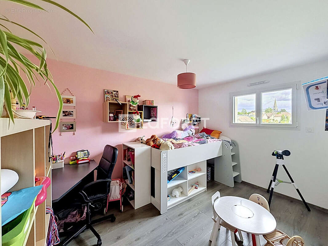 Maison de plain-pied centre Saint Georges Des Groseillers 130 m2 - photo 13