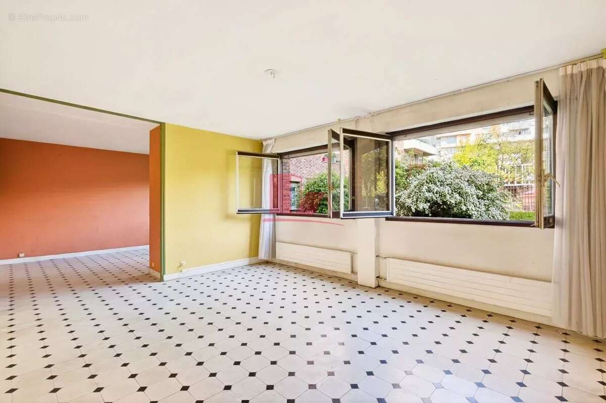 Appartement à ISSY-LES-MOULINEAUX