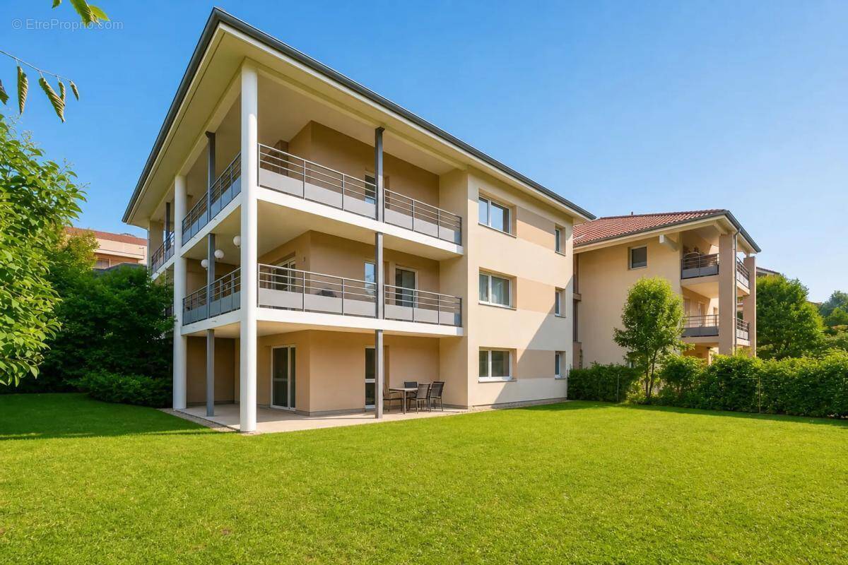 Appartement à VETRAZ-MONTHOUX