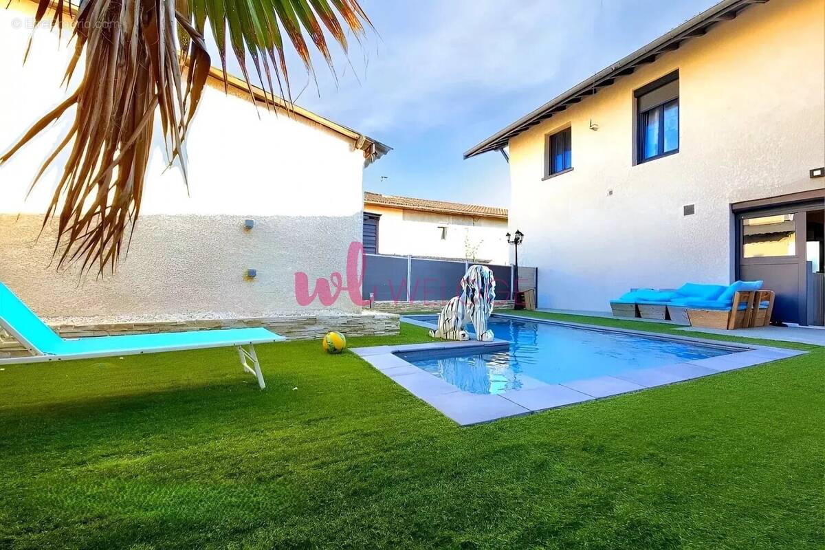 Maison à JANNEYRIAS