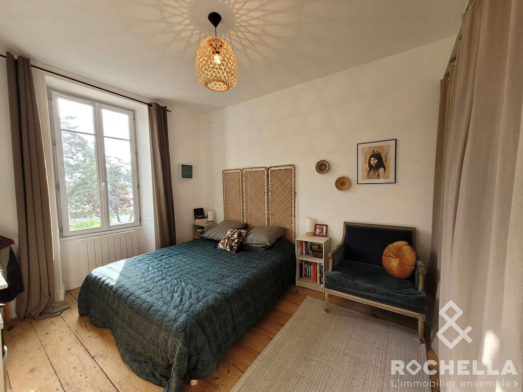 Maison 114 m² à Saint-Jean-D'angely  - photo 6