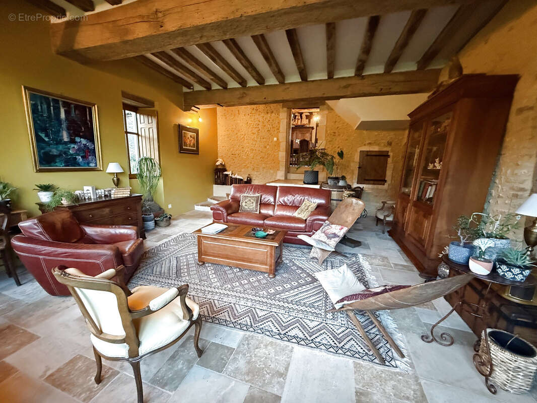 Maison à BONNETABLE