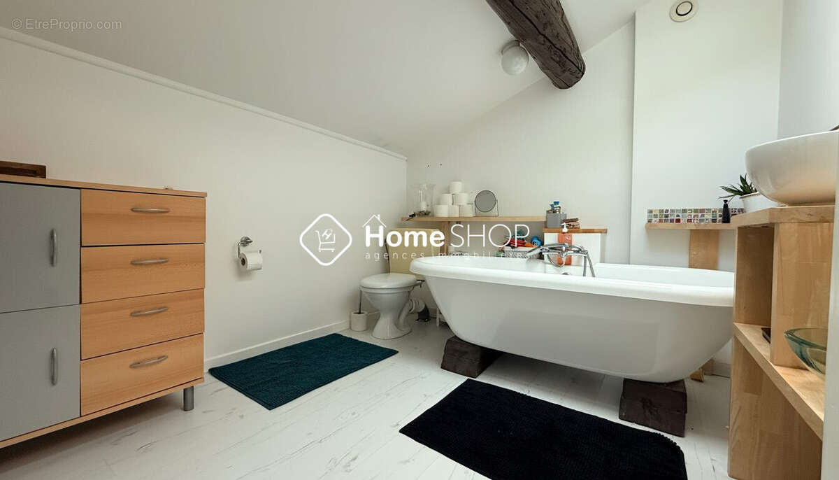 Appartement à SEPTEMES-LES-VALLONS