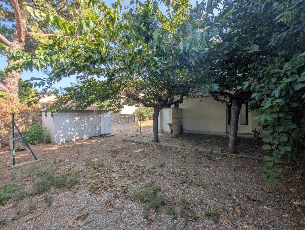 Maison à vendre à Pézenas – Calme et proximité du centre - photo 9