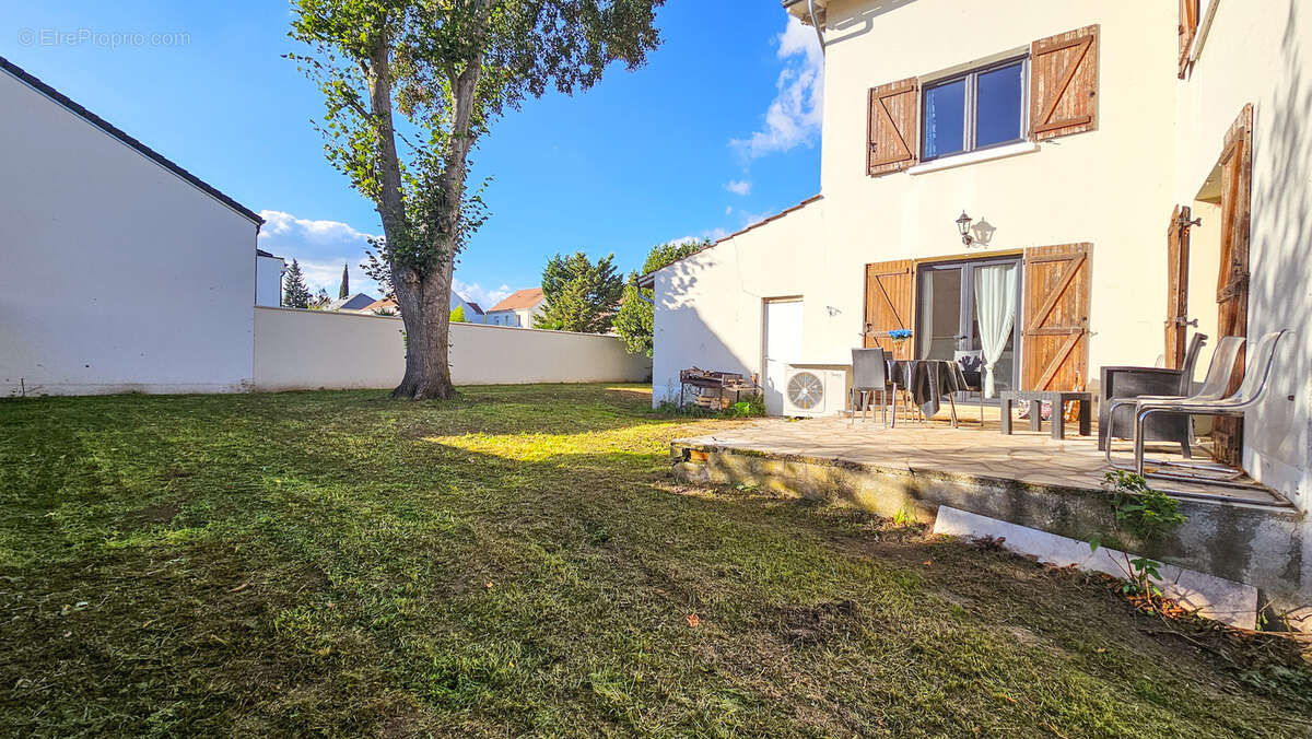 Maison à CONFLANS-SAINTE-HONORINE