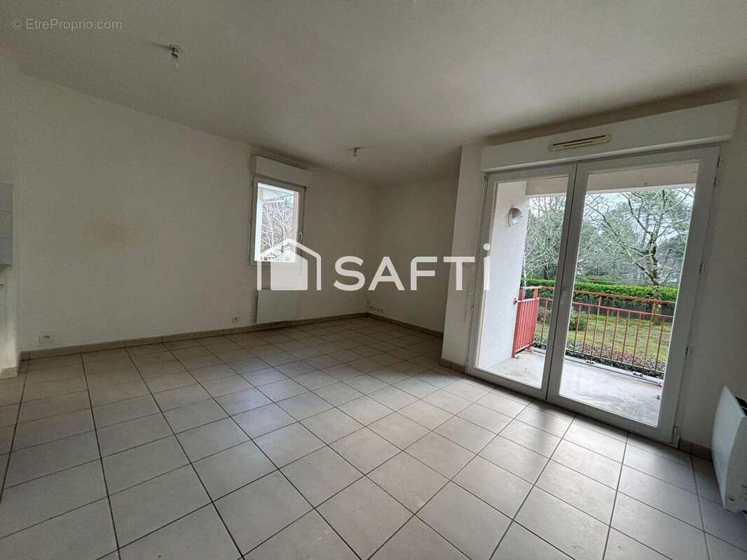 Photo 2 - Appartement à MARTIGNAS-SUR-JALLE