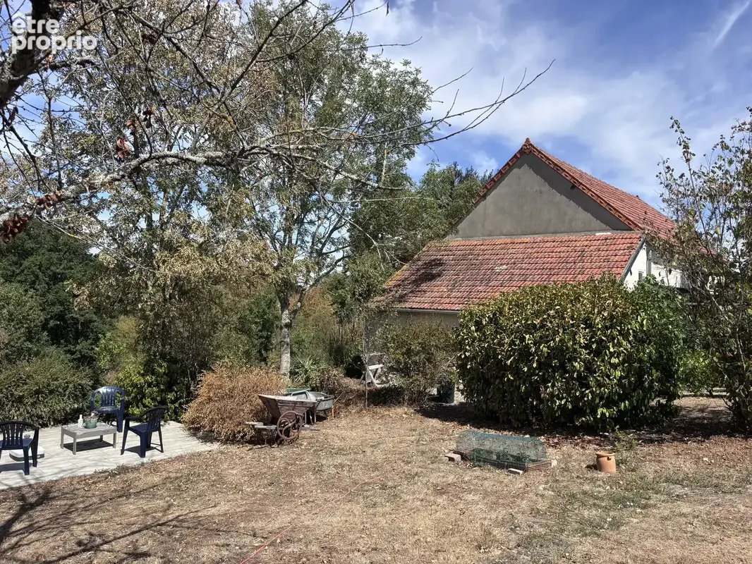 Saint-Maur - Propriété de charme sur un terrain de 5623 m2 avec belle vue et détails authentiques - photo 27
