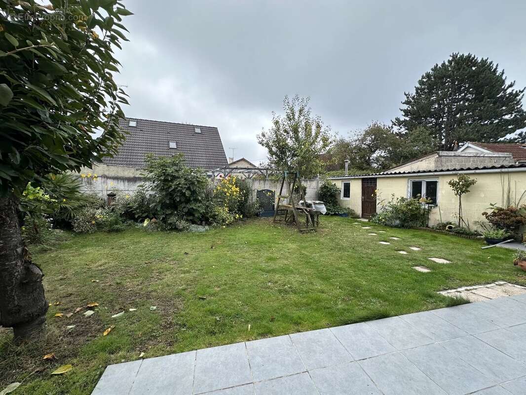 Maison à VIARMES