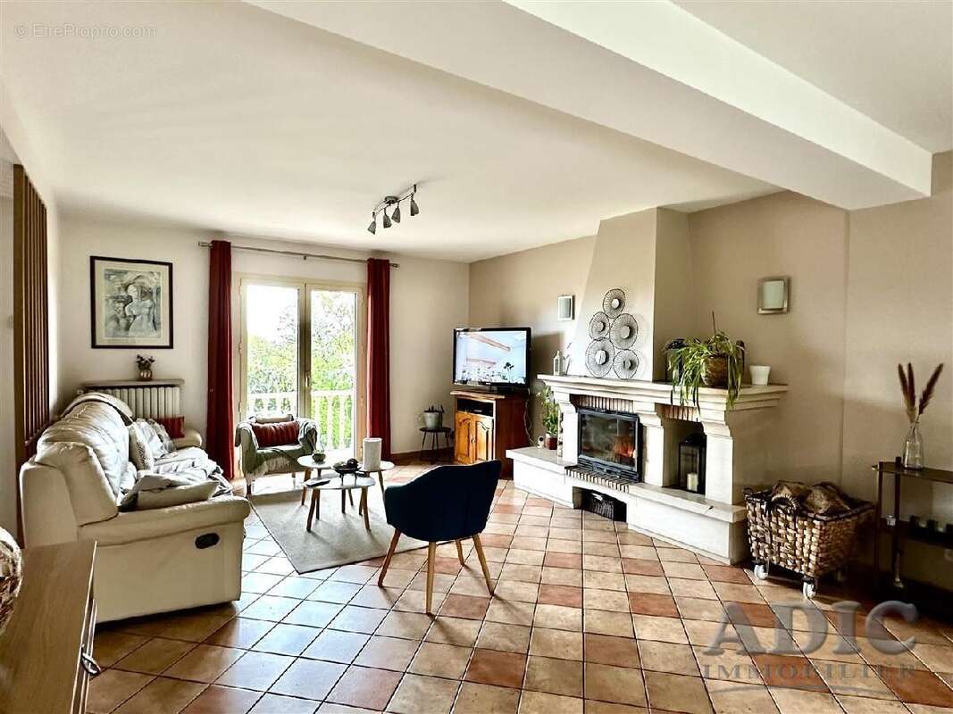 Maison 140 m² à Dammartin-En-Goele  - photo 3