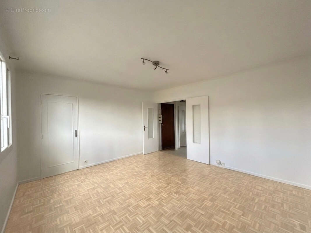 Appartement à PLAISIR