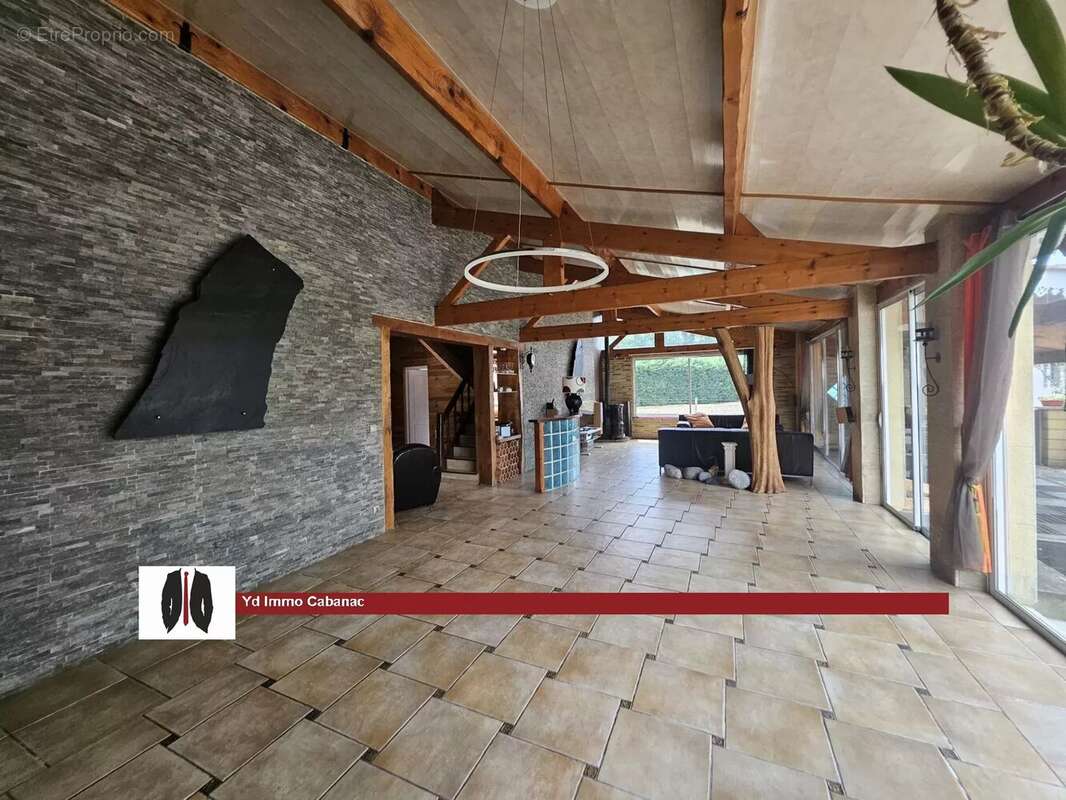 Maison familiale avec piscine - photo 9