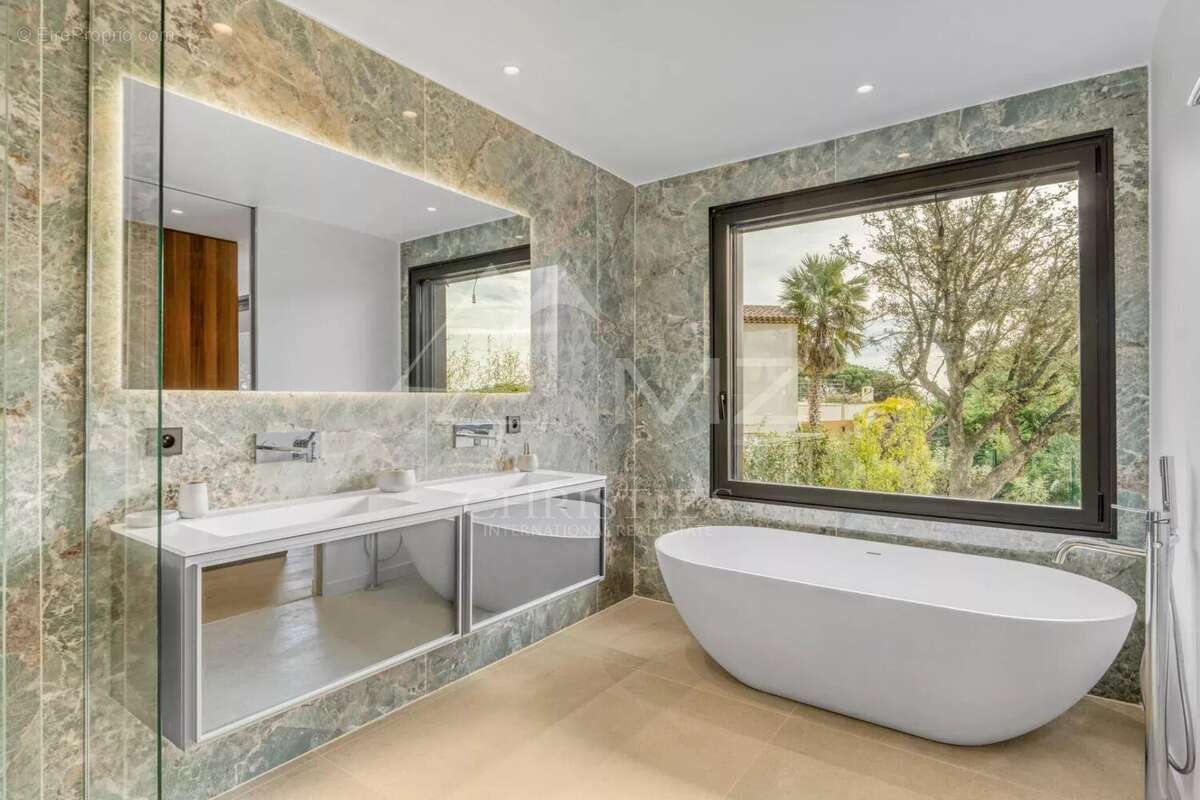 Maison à SAINTE-MAXIME